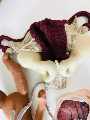 MamAmor Dolls Knitted Uterus Model